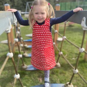 Little Girls Reversible dress - online sewing course